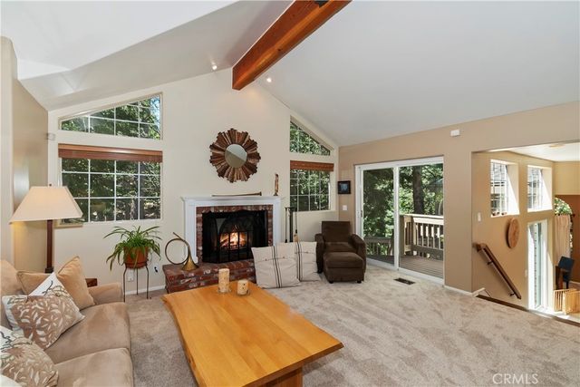 355 Cedar Ridge Drive, Lake Arrowhead, CA 92352
