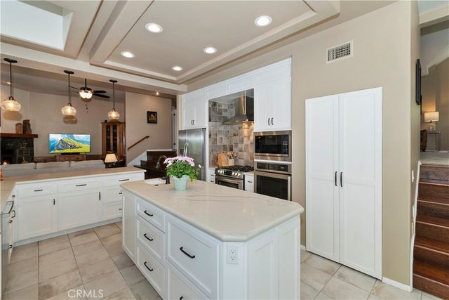 355 Cedar Ridge Drive, Lake Arrowhead, CA 92352