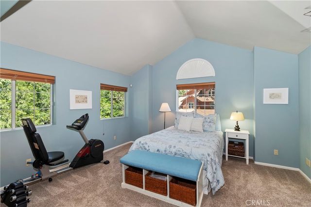 355 Cedar Ridge Drive, Lake Arrowhead, CA 92352