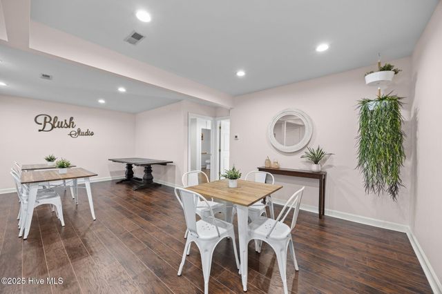 601 Country Club Drive D, Greenville, NC 27834