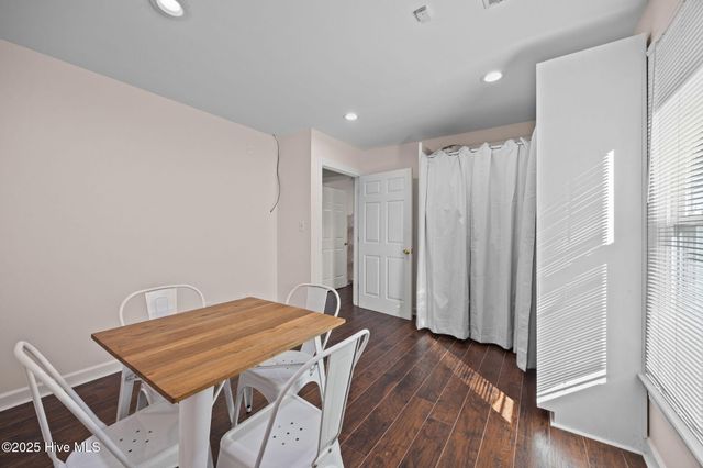 601 Country Club Drive D, Greenville, NC 27834