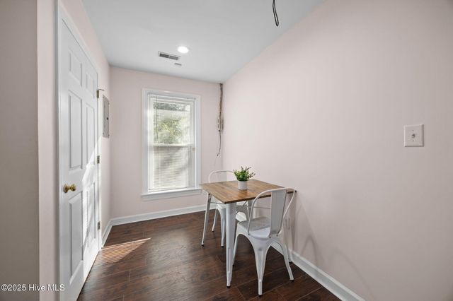 601 Country Club Drive D, Greenville, NC 27834