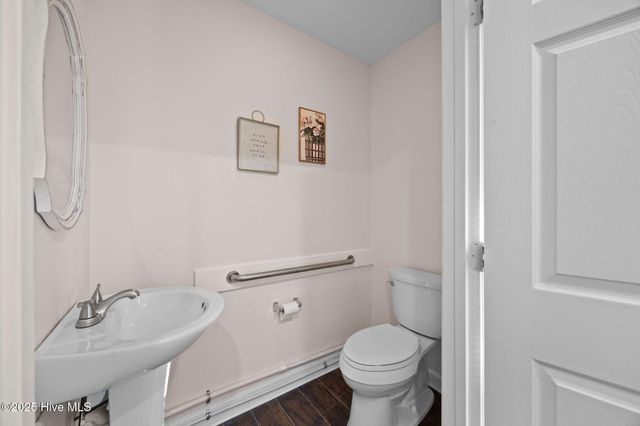 601 Country Club Drive D, Greenville, NC 27834