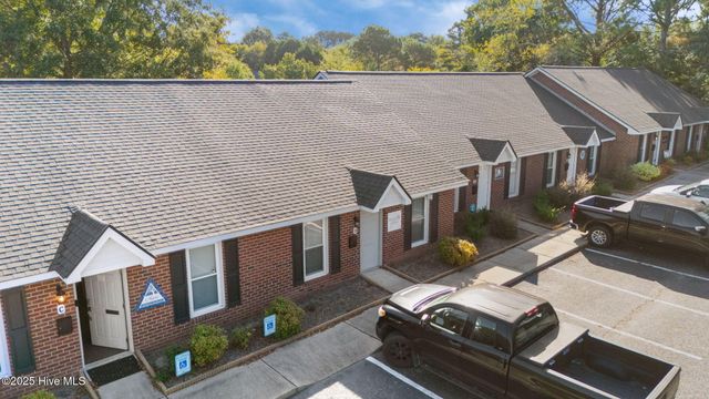 601 Country Club Drive D, Greenville, NC 27834