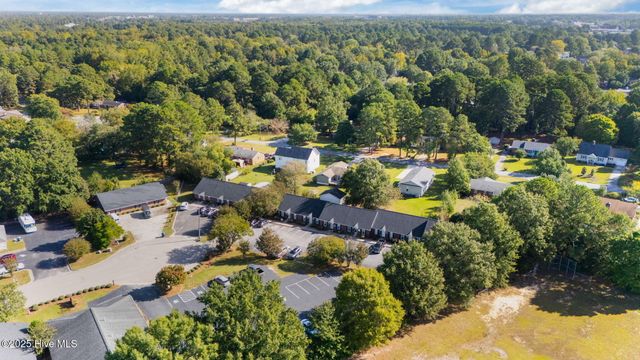 601 Country Club Drive D, Greenville, NC 27834