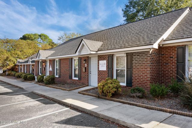 601 Country Club Drive D, Greenville, NC 27834