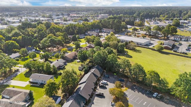 601 Country Club Drive D, Greenville, NC 27834