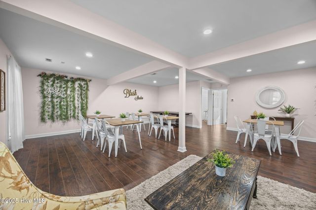 601 Country Club Drive D, Greenville, NC 27834