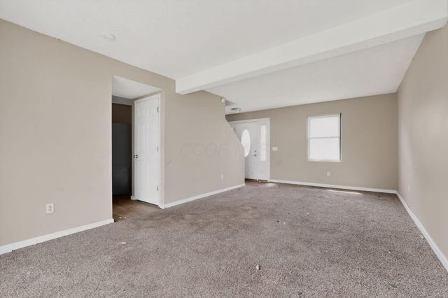 3328 Everson Road E, Columbus, OH 43232