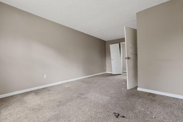 3328 Everson Road E, Columbus, OH 43232
