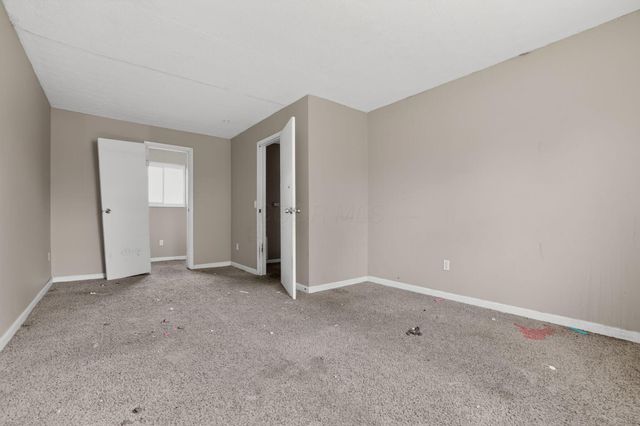 3328 Everson Road E, Columbus, OH 43232