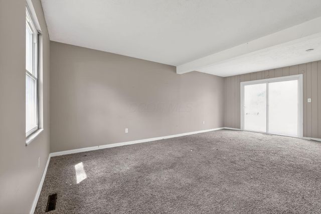3328 Everson Road E, Columbus, OH 43232