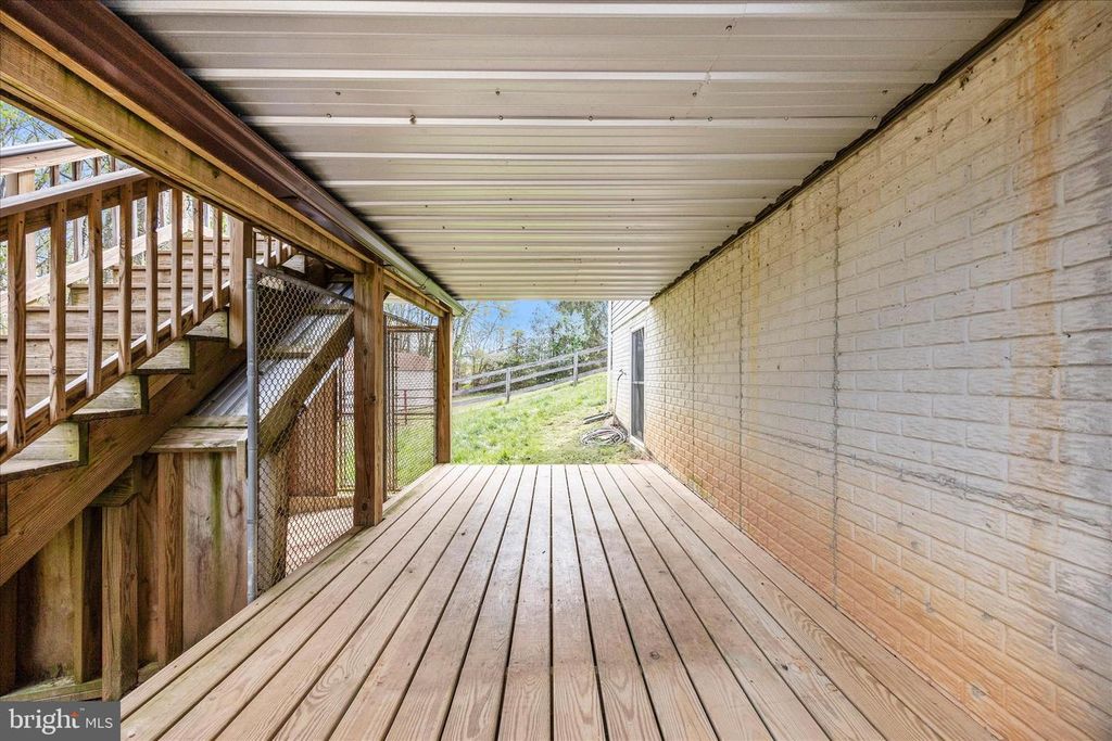 Image 47 of property listing at 6955 ANNAPOLIS ROCK RD, Woodbine, MD 21797