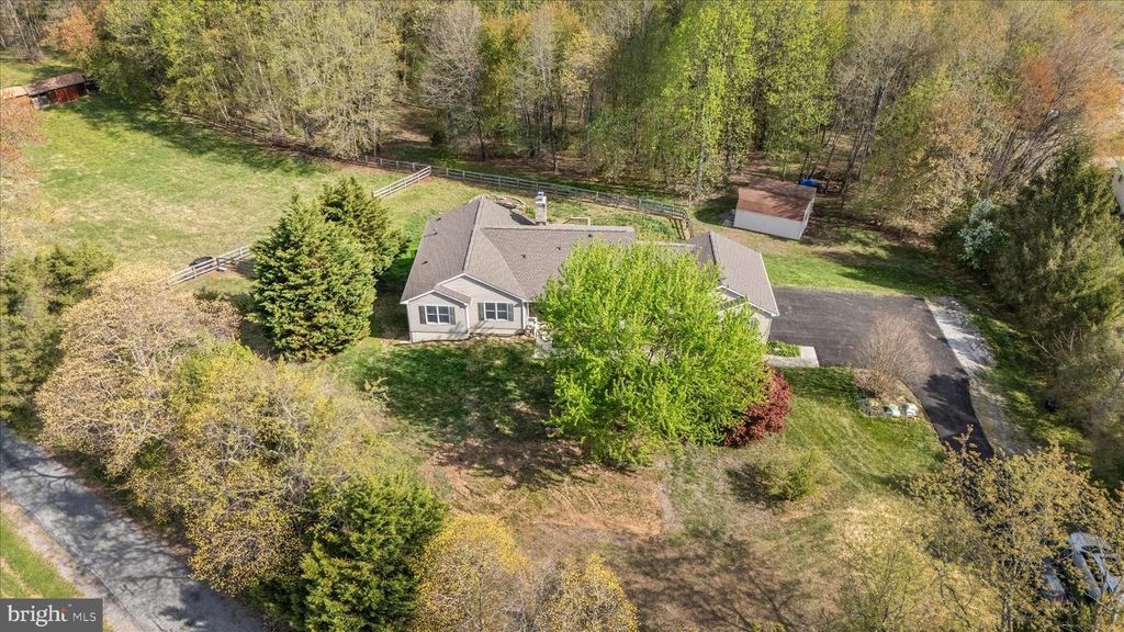 Image 61 of property listing at 6955 ANNAPOLIS ROCK RD, Woodbine, MD 21797
