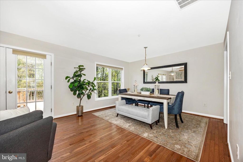 Image 9 of property listing at 6955 ANNAPOLIS ROCK RD, Woodbine, MD 21797