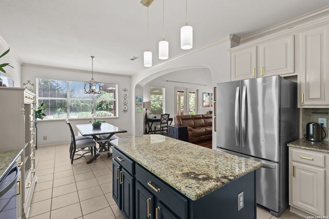 3 Spring Lake, San Antonio, TX 78248