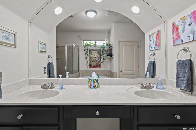 3 Spring Lake, San Antonio, TX 78248