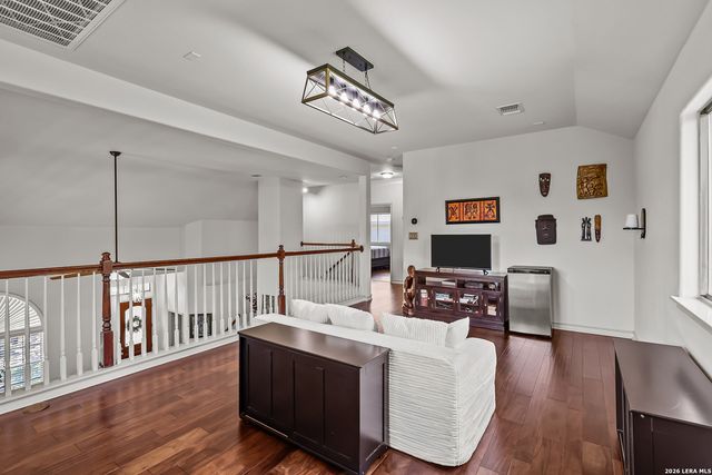 3 Spring Lake, San Antonio, TX 78248