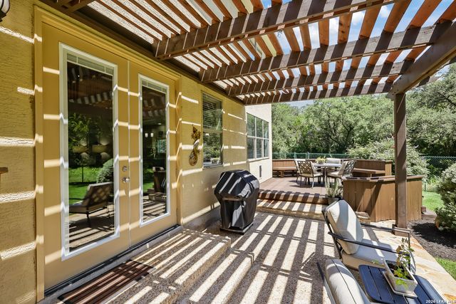 3 Spring Lake, San Antonio, TX 78248