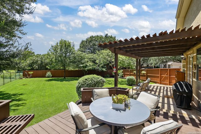 3 Spring Lake, San Antonio, TX 78248