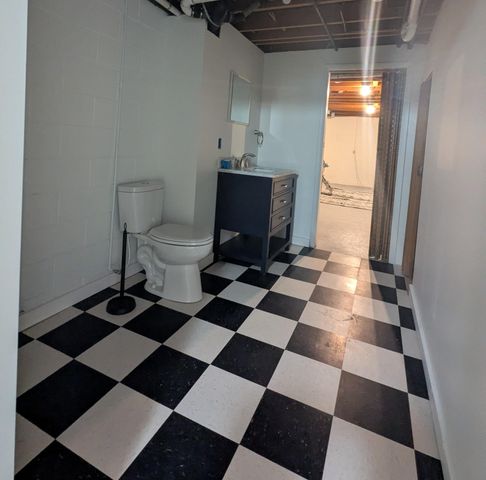 448 S Division Street, Newaygo City, MI 49337