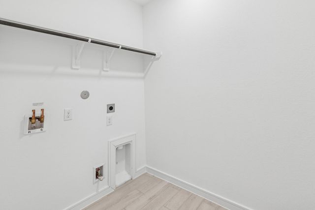 410 Monarch Trail, Huntsville, TX 77340