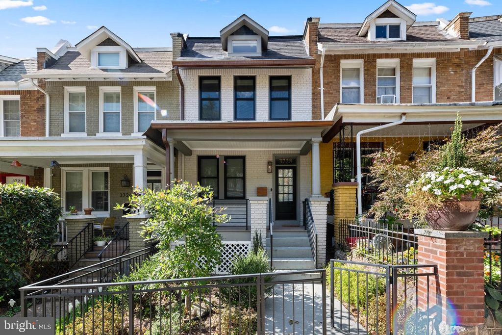 3728 9TH ST NW, Washington, DC 20010