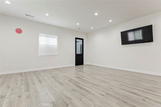 6829 Bellaire Avenue, North Hollywood, CA 91605