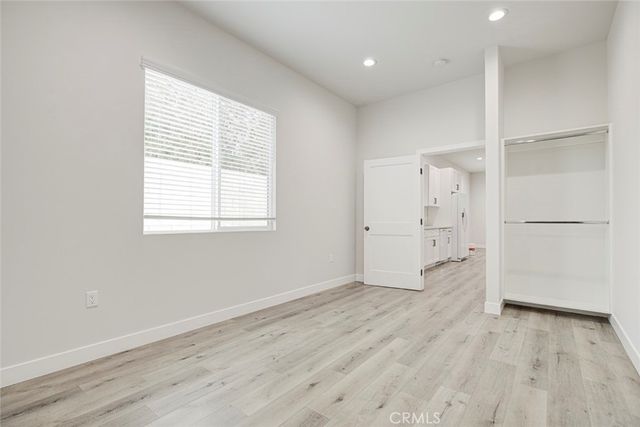 6829 Bellaire Avenue, North Hollywood, CA 91605
