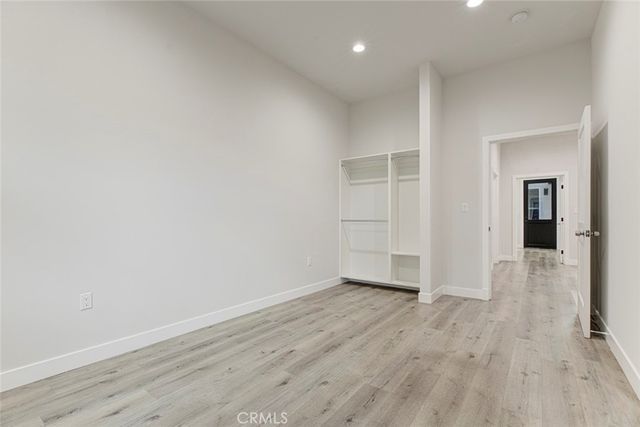 6829 Bellaire Avenue, North Hollywood, CA 91605