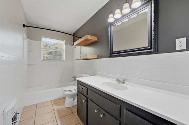 1303 Lafayette Drive, Denison, TX 75020