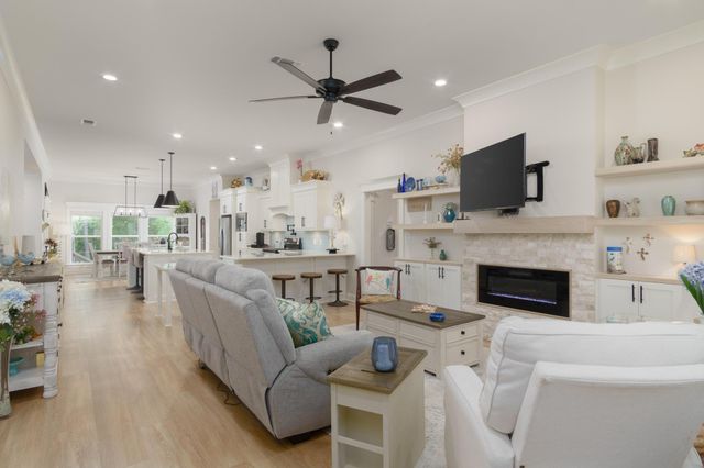 21 Waverly Ct., Hattiesburg, MS 39402