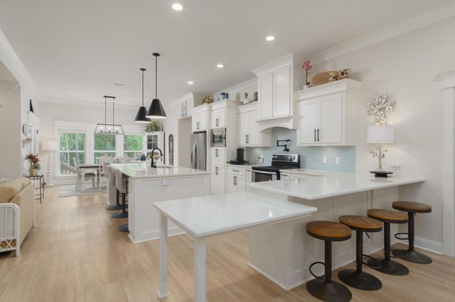 21 Waverly Ct., Hattiesburg, MS 39402