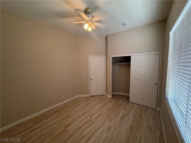 712 Pinnacle Heights Lane, Las Vegas, NV 89144
