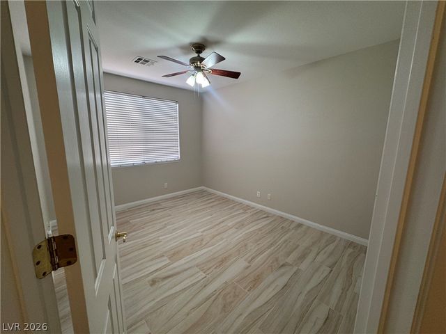 712 Pinnacle Heights Lane, Las Vegas, NV 89144