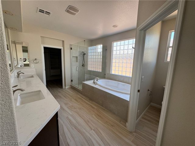 712 Pinnacle Heights Lane, Las Vegas, NV 89144