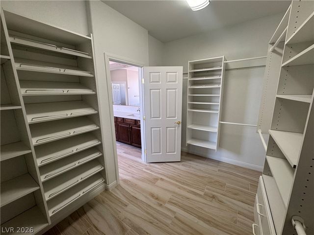 712 Pinnacle Heights Lane, Las Vegas, NV 89144