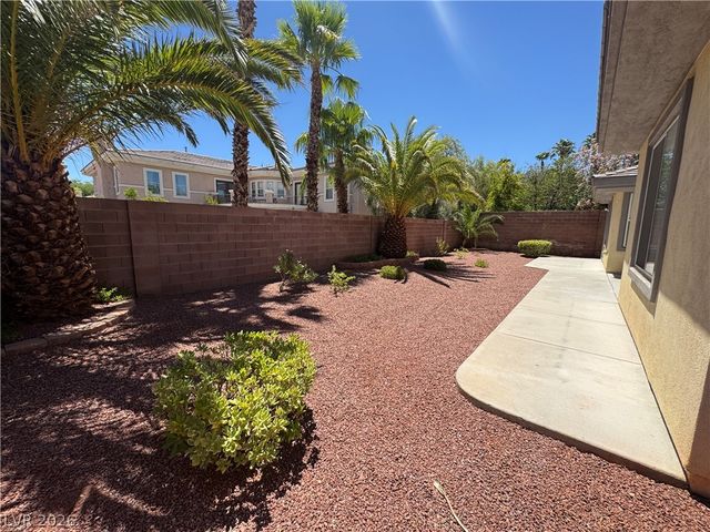 712 Pinnacle Heights Lane, Las Vegas, NV 89144