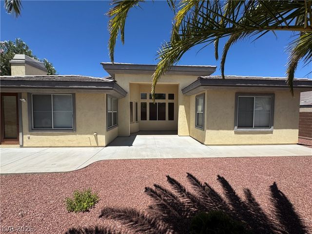 712 Pinnacle Heights Lane, Las Vegas, NV 89144