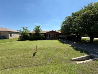 300 Linda Street, Roanoke, TX 76262