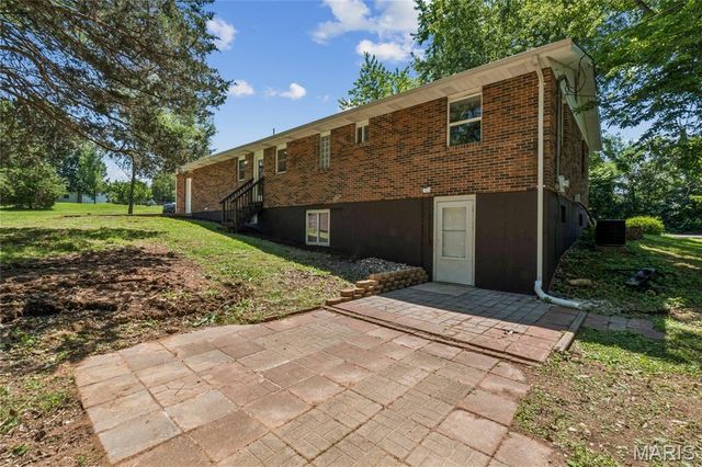 1740 Parr Road, Wentzville, MO 63385