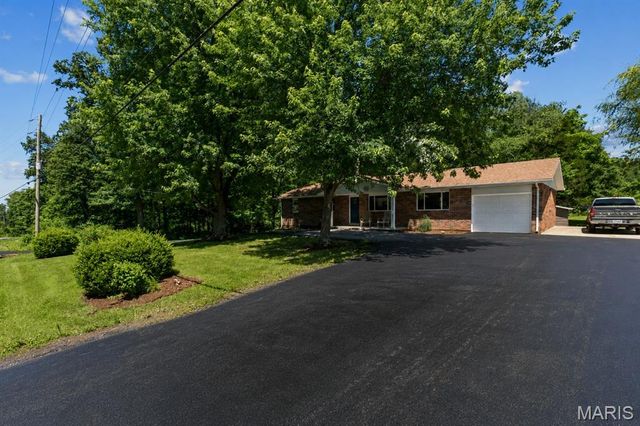 1740 Parr Road, Wentzville, MO 63385