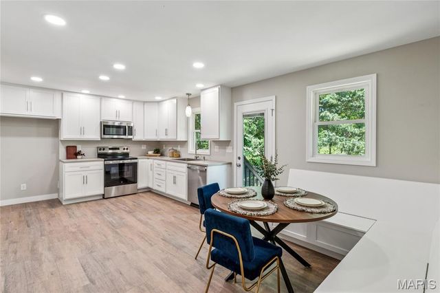 1740 Parr Road, Wentzville, MO 63385