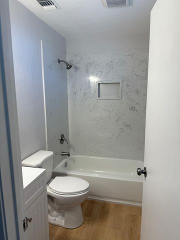 1910 Fernwood Dr, Marysville, CA 95901