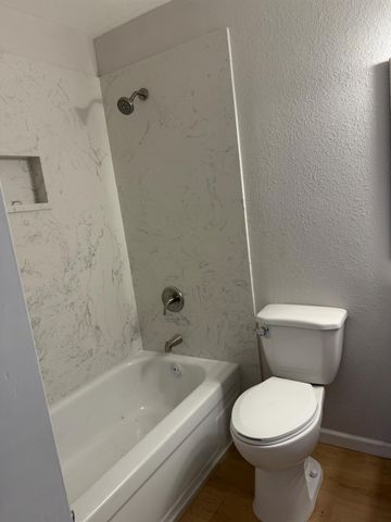 1910 Fernwood Dr, Marysville, CA 95901