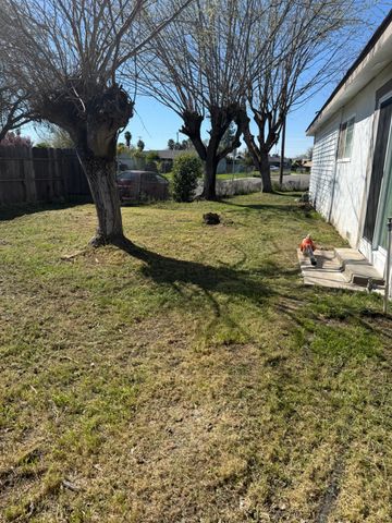 1910 Fernwood Dr, Marysville, CA 95901