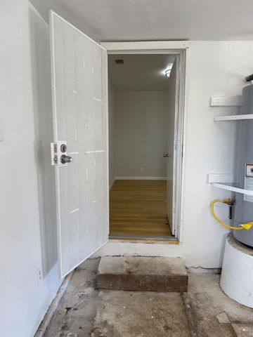 1910 Fernwood Dr, Marysville, CA 95901