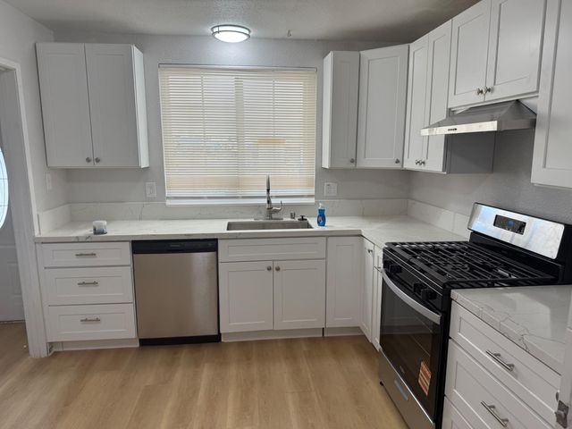 1910 Fernwood Dr, Marysville, CA 95901