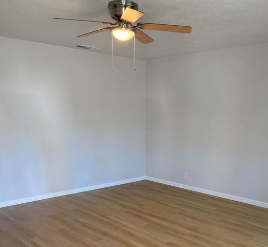 1910 Fernwood Dr, Marysville, CA 95901