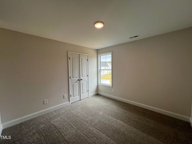 172 London Drive, Raeford, NC 28376